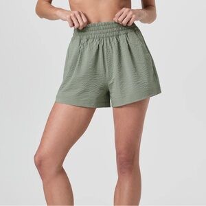 Vuori Villa Textured Short